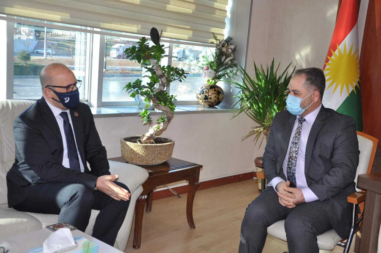 نوونه‌رێ‌ رێكخراوا ساخله‌میا جیهانی ل عیراقێ‌: ئه‌م د ئاماده‌ینه‌ دگه‌ل ساخله‌میا پارێزگه‌ها دهۆكێ‌ كاربكه‌ین بو به‌رهنگاریا كۆرۆنایێ‌