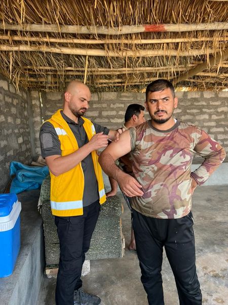 ل میحوەرێ تلسقف، تیمێن سەر ب رێڤەبەریا گشتی یا ساخلەمیا دهۆکێ، دەست ب دانانا ڤاکسینێ دژی نەخۆشیا ئەنفلاوەنزایێ کر